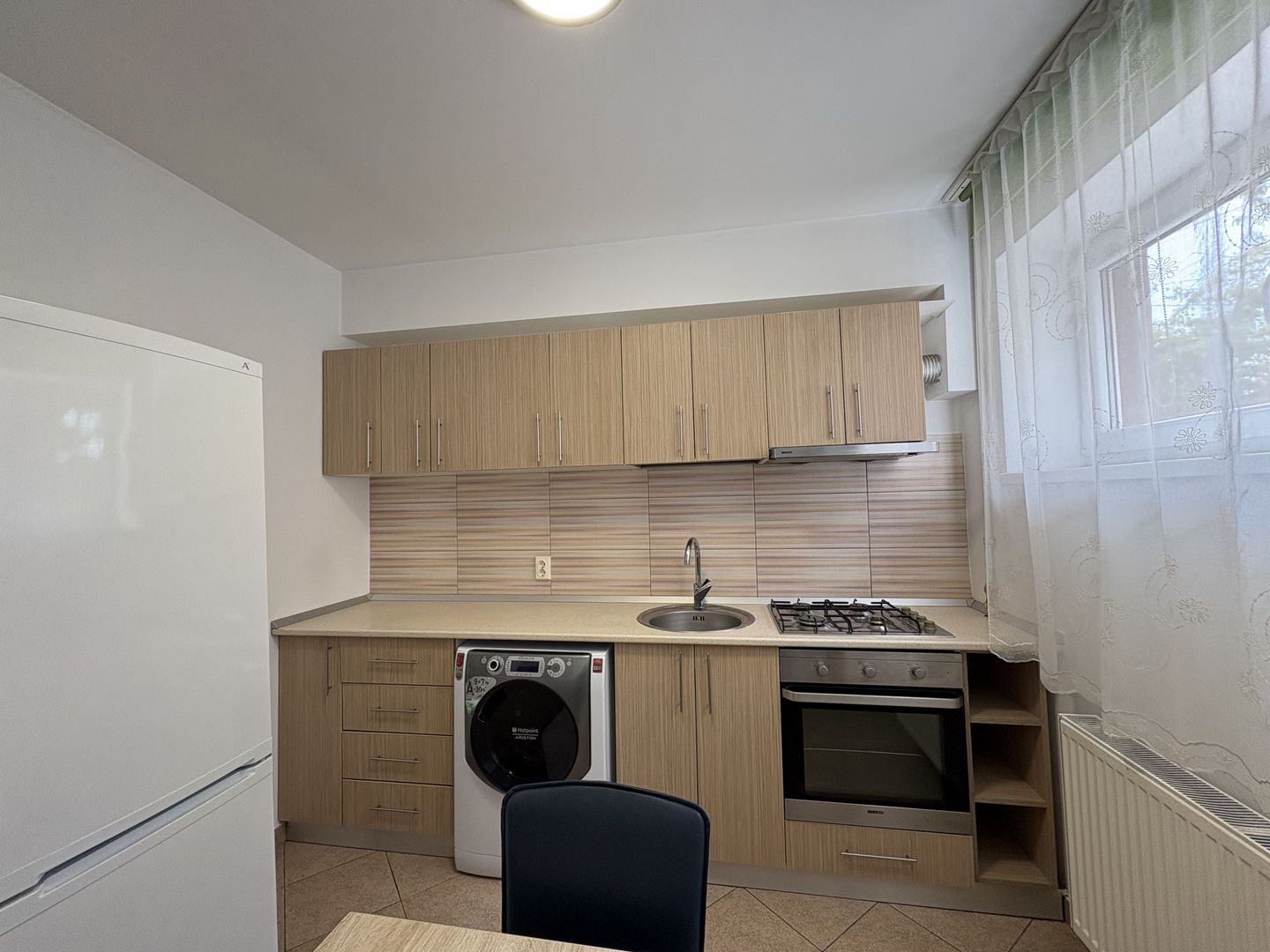 Garsoniera Fundeni 33mp Demisol Loc de Parcare - Poză 7