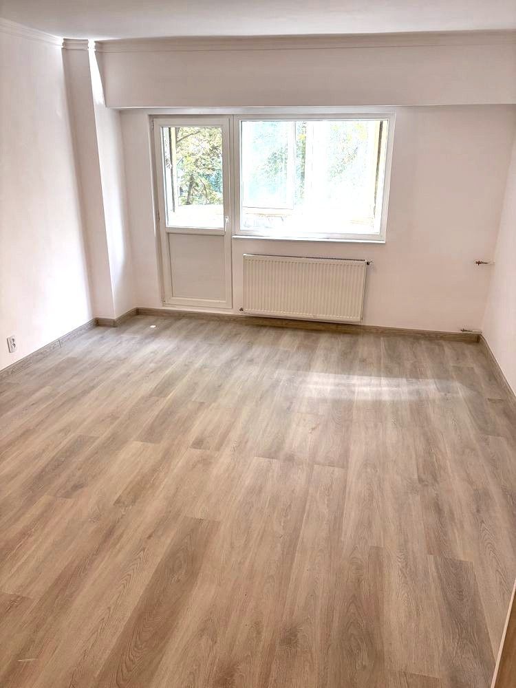 Vânzare Garsonieră Decomandată Lux Renovată Complet, Etaj 2/8, 1 Min Mall Vitan - Poză 1