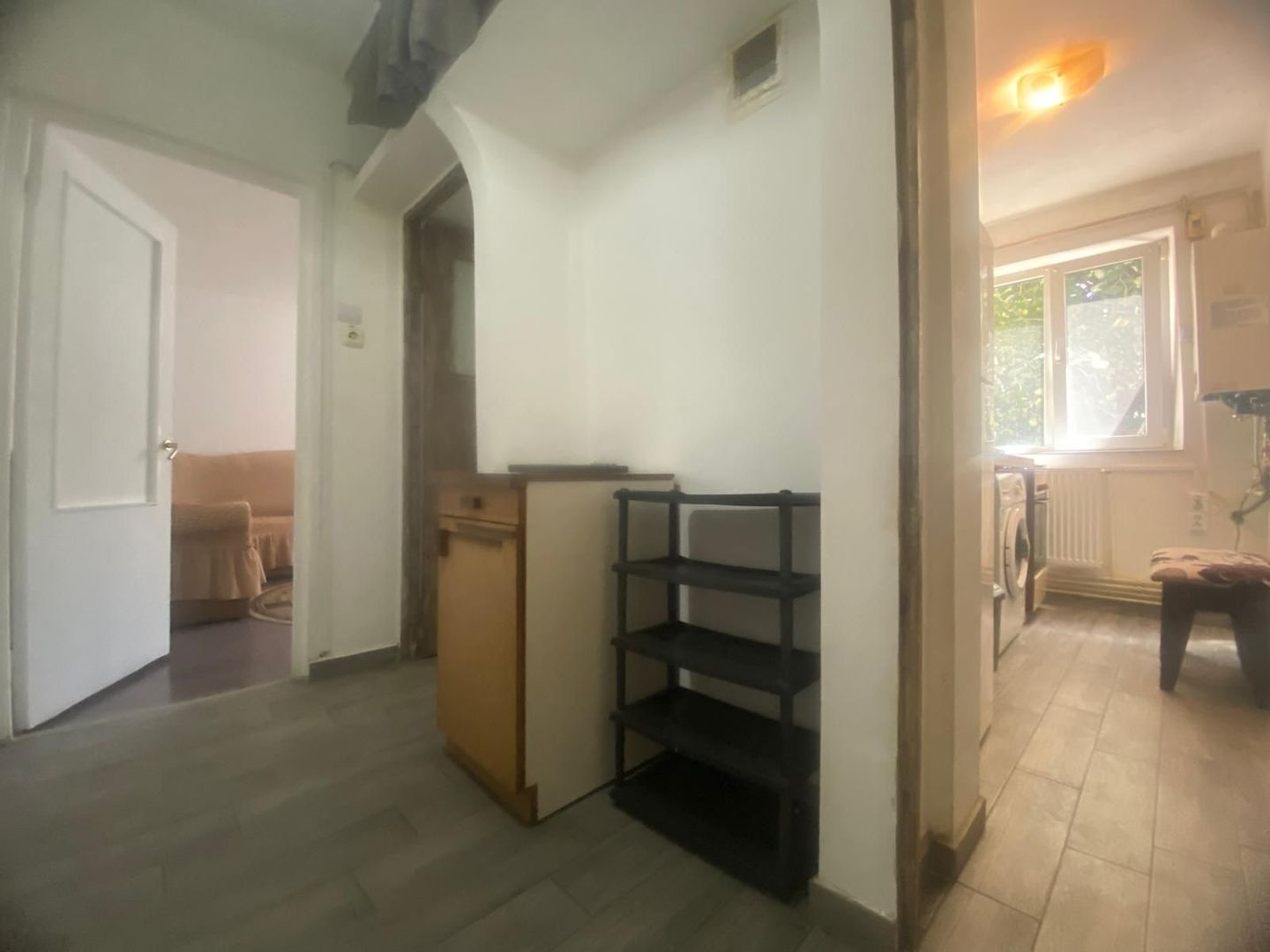Etajul 3! Inchiriere apartament cu 2 camere in Targoviste - micro 11 - Poză 10