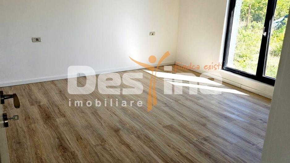 Casă VIȘAN, 3 camere decomandat 74 mp utili, teren 430 mp + parcare - Poză 9