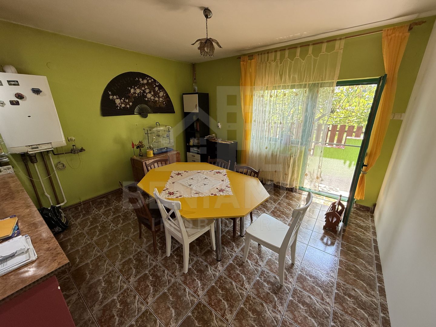 Casa Spatioasa D+P+1+M – 615mp - Teren 1000mp - Rovine - Poză 11