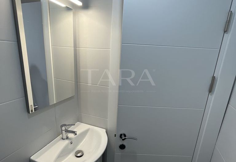 Garsonieră modern renovată în Mănăștur - Poză 7