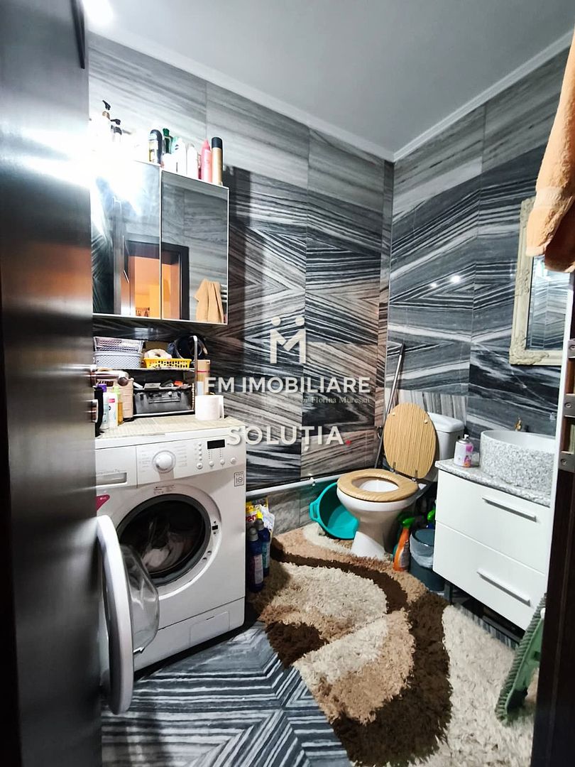 Casă tip insiruită | 2 etaje | curte amenajată | Baia Mare - Poză 18