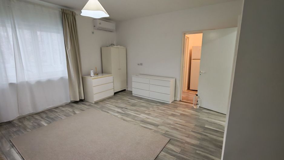 Studio de inchiriat - Pajura - Poză 3