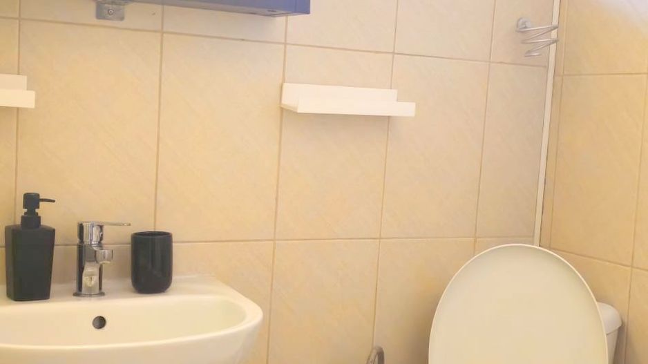 Apartament cu 2 camere, 70 mp -  Casa - zona centrala - Poză 15