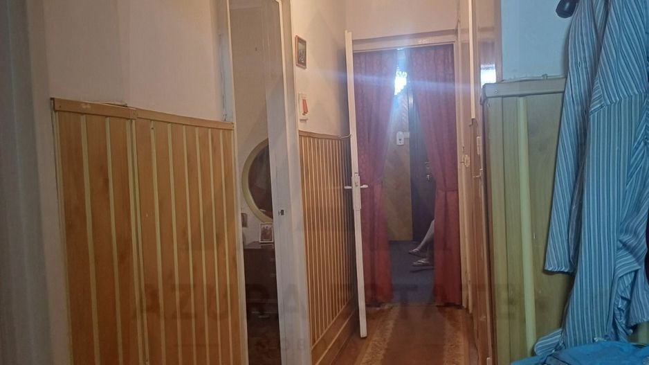 Apartament 4 camere 85 mp utili etaj 1 si pivnita in zona Vasile Aron - Poză 10