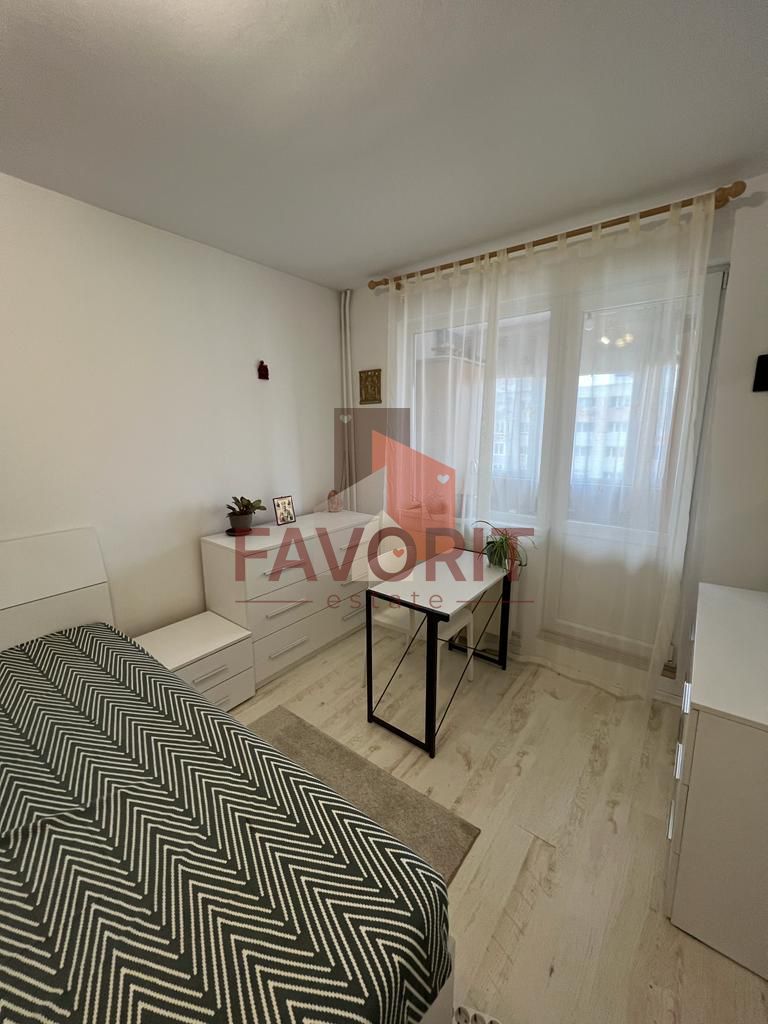 Centrala proprie. Complet renovat. Mobilat si utilat. - Poză 6