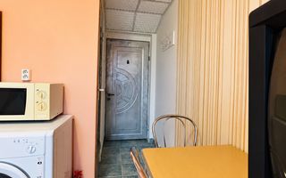 Garsoniera de vanzare, Rogerius - Poză 4