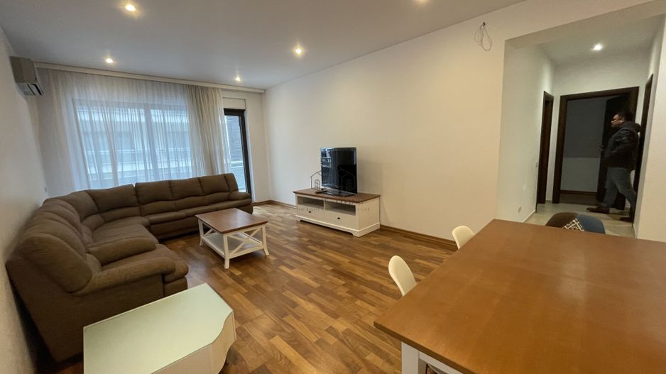 APARTAMENT SPATIOS LA INCHIRIERE IN COMPLEX REZIDENTIAL - Poză 2