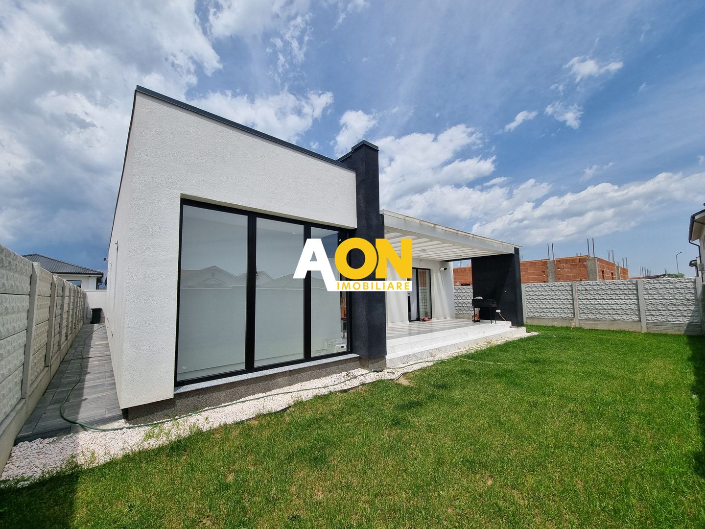 De vanzare casa 4 camere, finisaje de lux, 400mp teren, Alba-Micesti - Poză 17