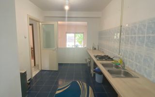 Casa de vânzare/închiriere zona Lunei - Poză 15