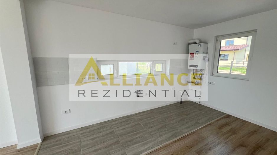 Casa tip duplex - 3 camere - 2 bai - Poză 6