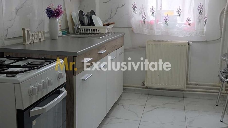 Vand apartament 2 camere zona centrala - Poză 2
