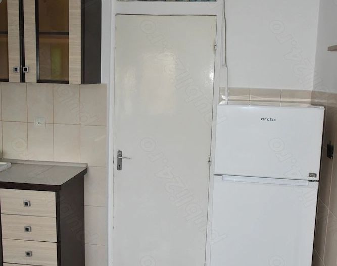 De Inchiriat Apartament 2 camere Decebal - Poză 4