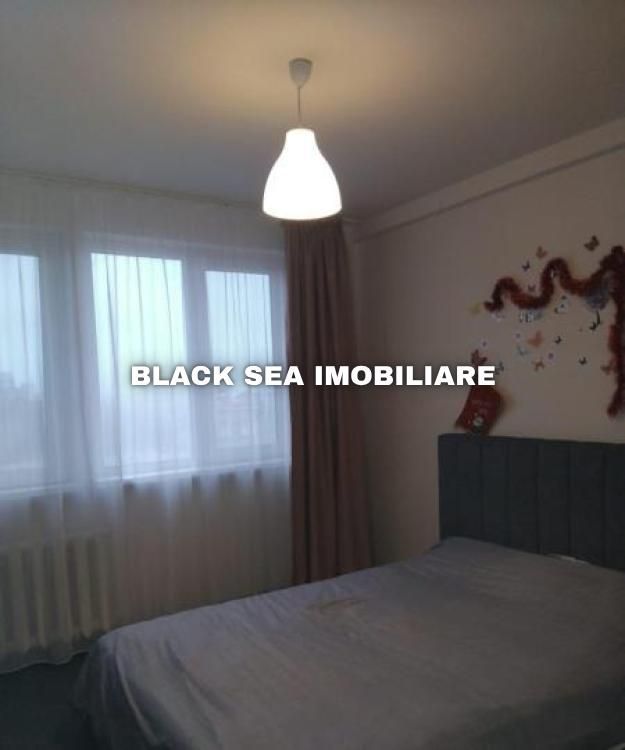 De vanzare Apartament 2 camere zona Centrala - Bloc cu lift - Poză 4