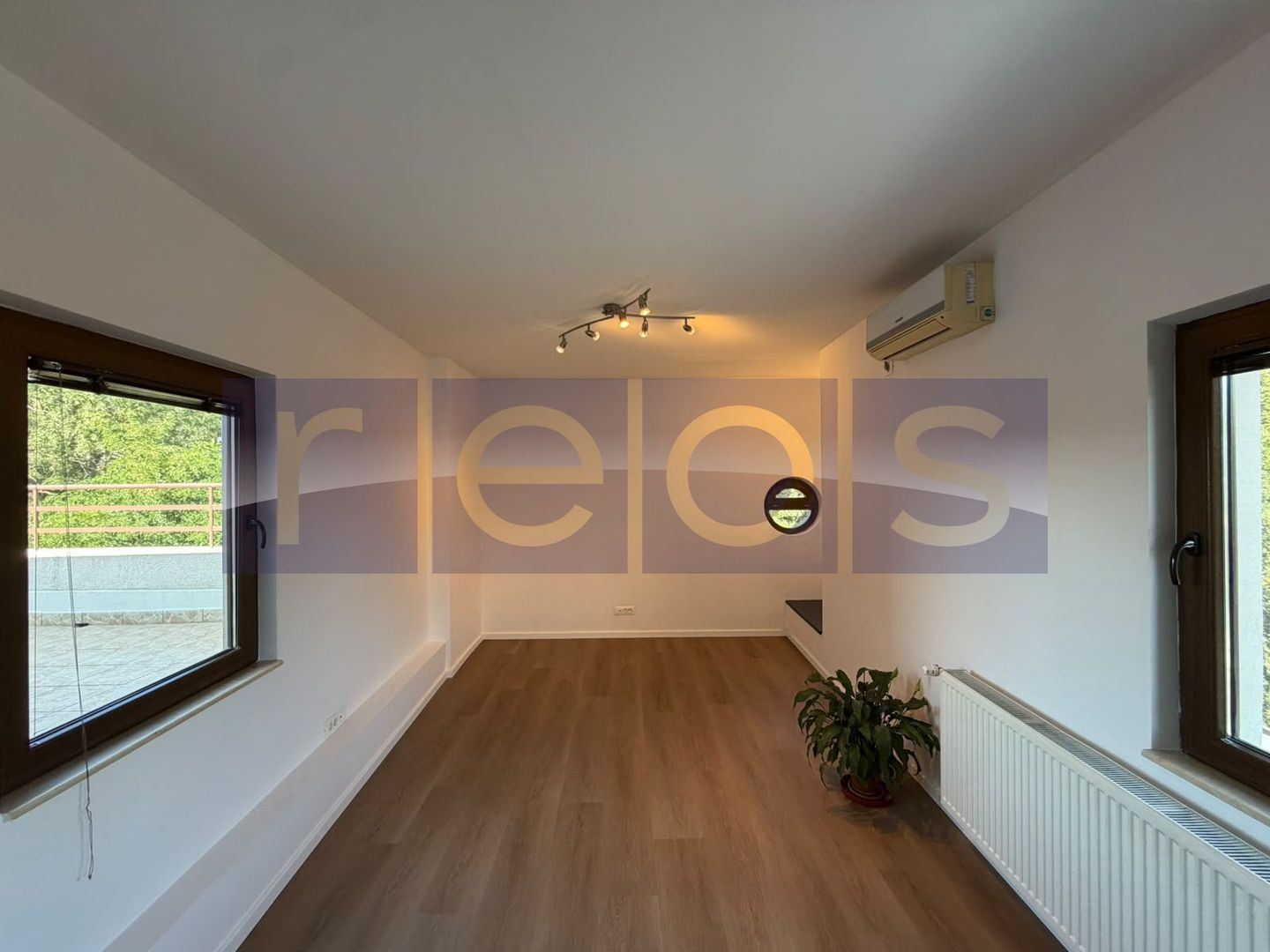 VANZARE APARTAMENT IN VILA | PARC KISELEFF | 134MP | NOU RENOVAT | - Poză 9