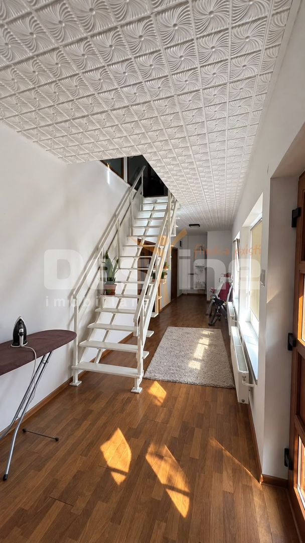 Casa spatioasa cu teren de 800 mp, Muntenii de Jos - 5 camere - Poză 21