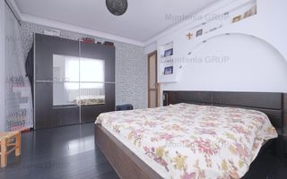 DOBROESTI - Str. Doinei, vila P+E+M, 6 camere, 3 bai cu fininsaje LUX - Poză 13