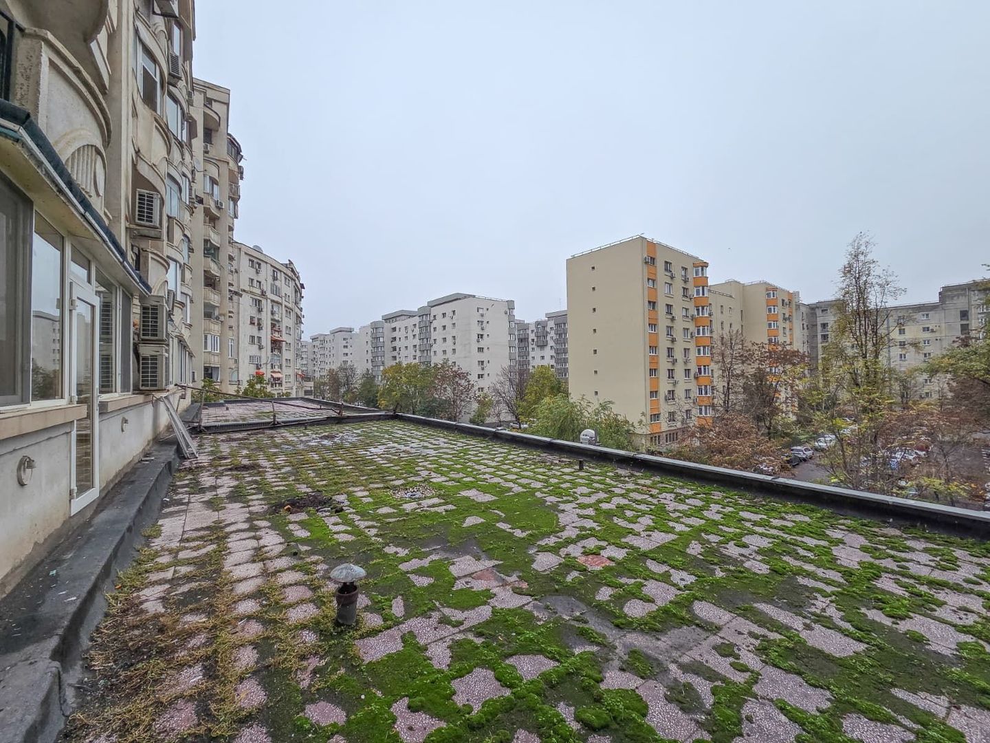 Apart 3 camere birouri stradal Bulevardul Unirii colt Nerva Traian - Poză 8