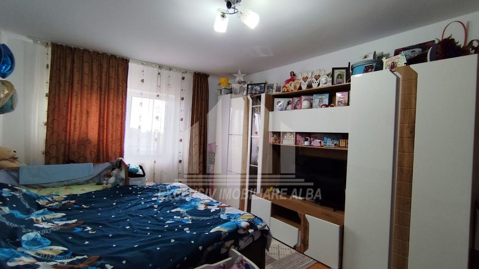 Apartament cu 2 camere decomandate, Ampoi 2 - Poză 3