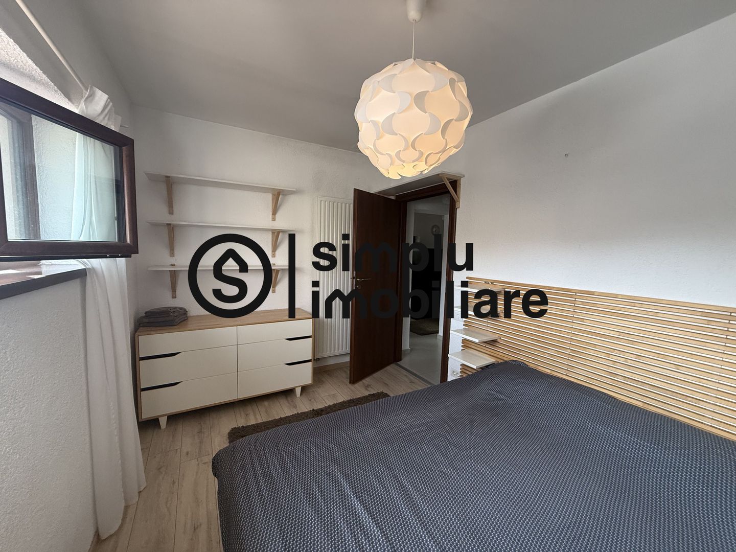 Casa centrala zona Siloz P+M - Poză 13