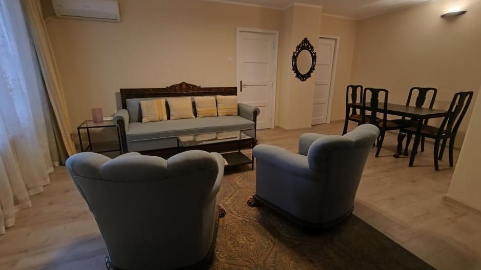 Piata Romana - Magheru - KFC - Poză 3