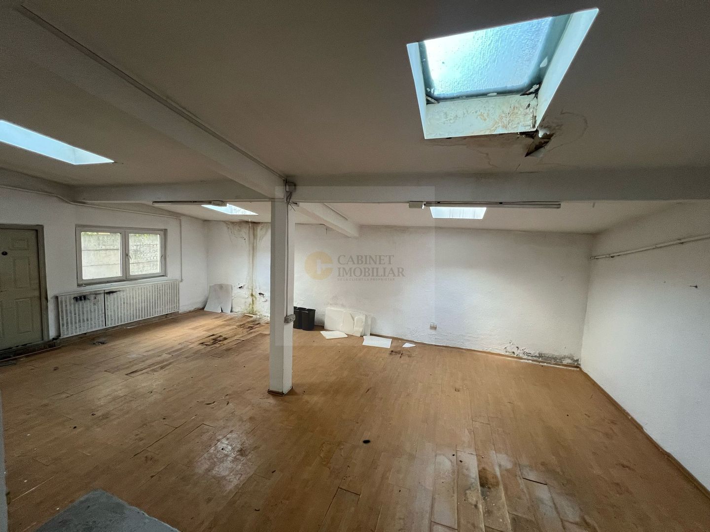 Vilă Modernă în Domenii, Aproape de Biserica Casin - Poză 9