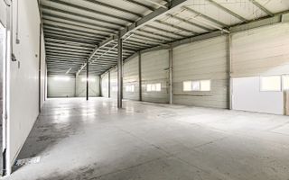 Hala industriala de inchiriat în Arad, 2.744 m², acces TIR și auto - Poză 1