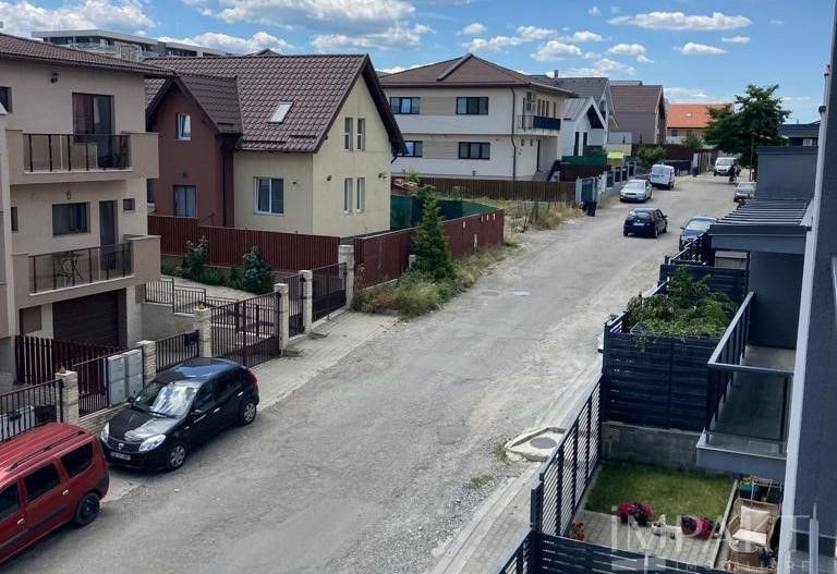 Apartament  cu 2 camere, decomandat, situat in cartierul Europa! - Poză 9