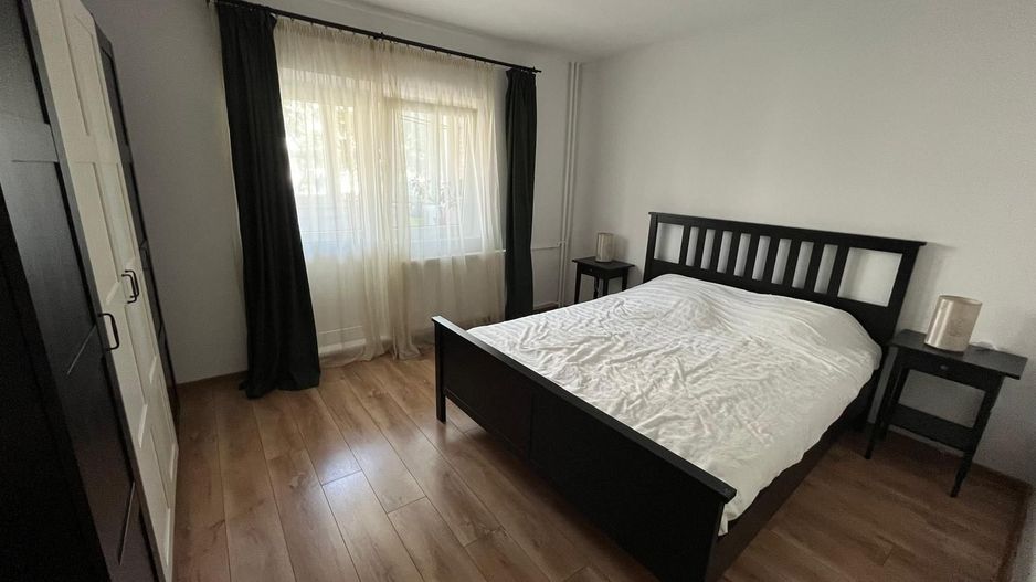 APARTAMENT SPATIOS PARCARE  ZONA TEIUL DOAMNEI - Poză 5