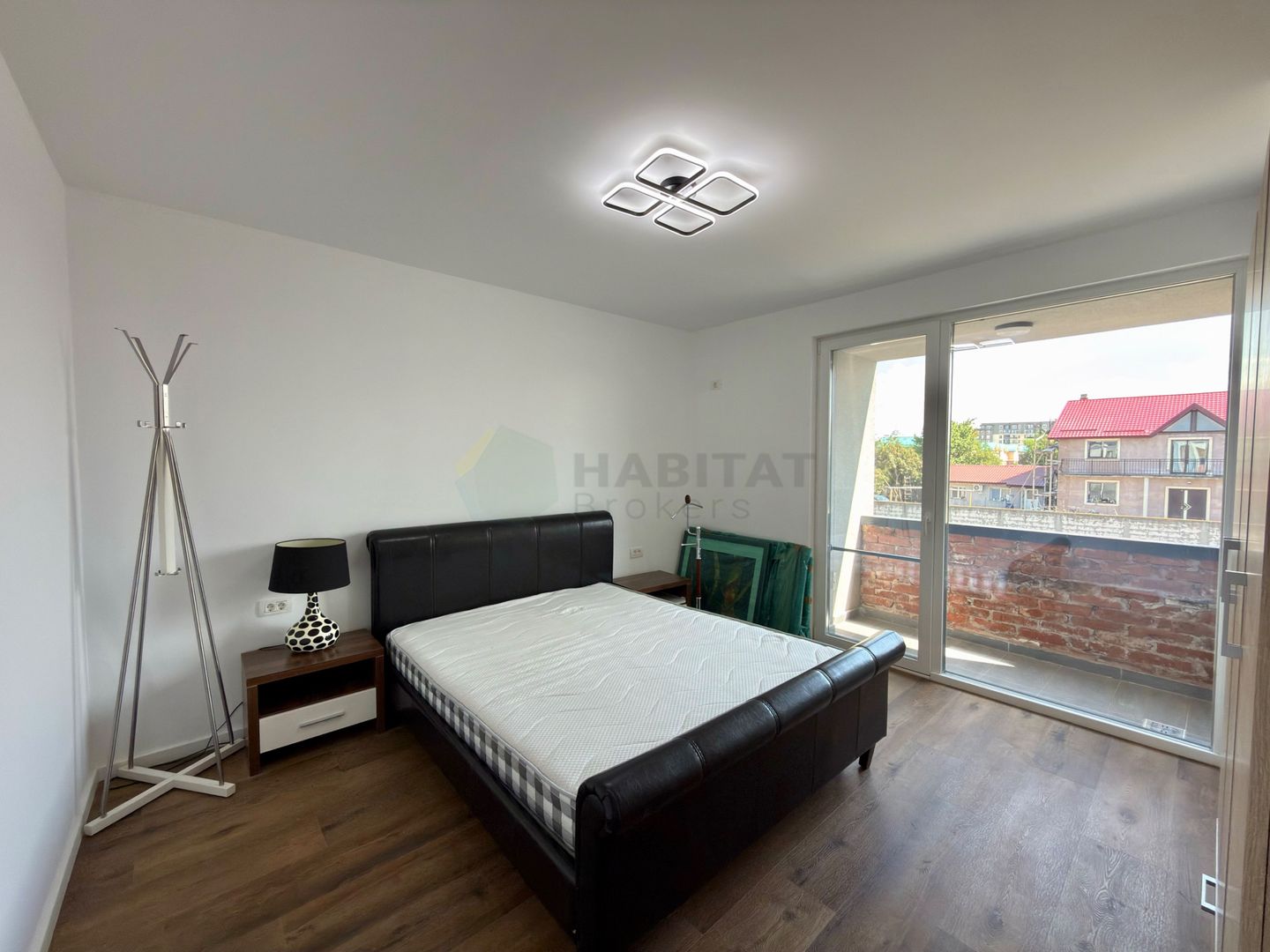 Vilă de închiriat în Tunari – 4 camere | curte proprie | disponibilă imediat - Poză 8