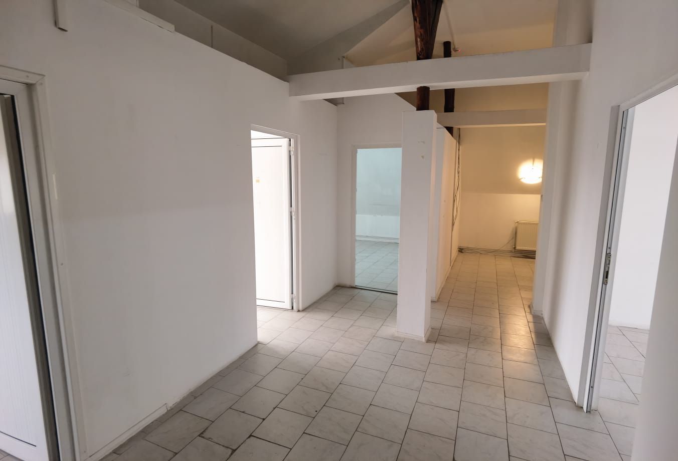 Imobil destinatie birouri + depozit - Poză 5