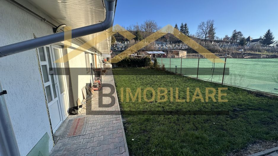 Casa cu 6 camere, 290mp, capacitate 14 persoane, Zona Cristesti - Poză 5