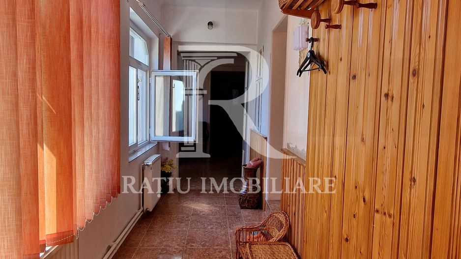 Casa cu 6 camere de vanzare | Teren 557 mp | Salonta | Bihor - Poză 9