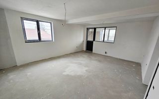 Vila Tătărani - 280 mp utili - 500 mp Teren - 8 Camere + 4 Băi - Poză 13