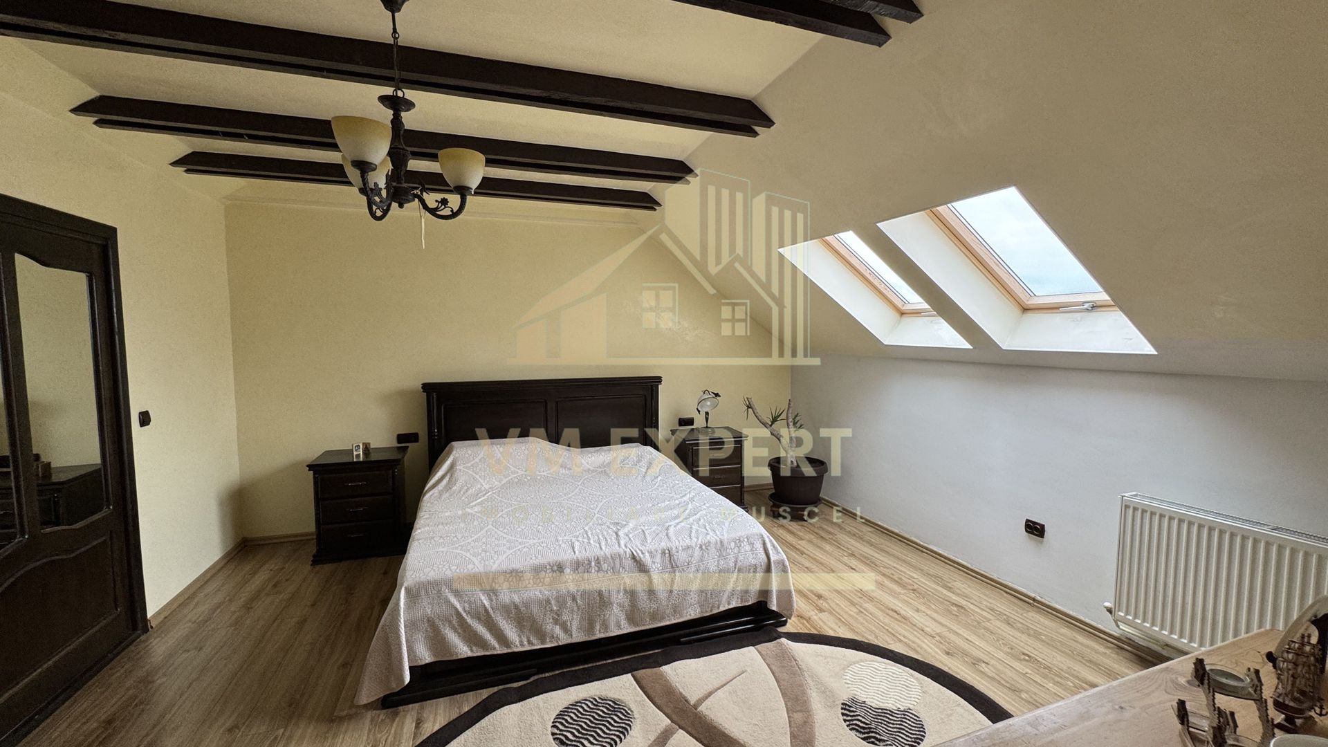 VILA 5 CAMERE 246 MP TEREN 817 MP CÂMPULUNG, 0 COMISION CUMPARATOR - Poză 60