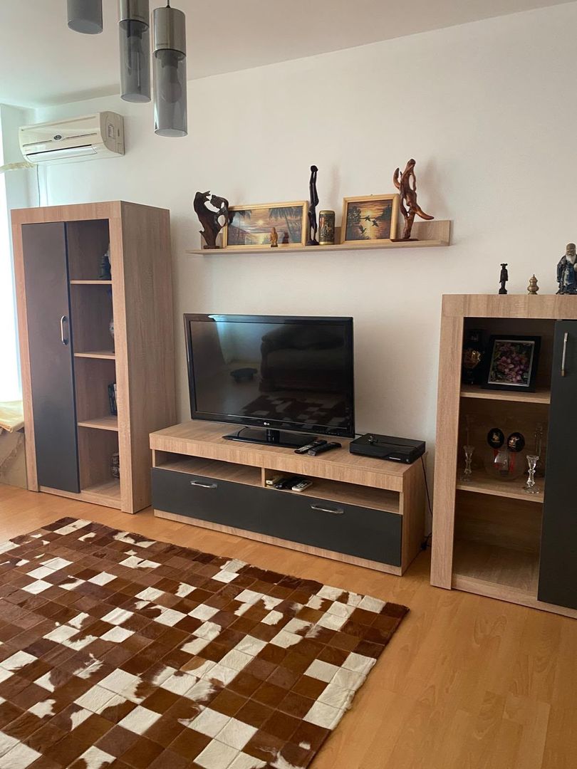 Apartament cu trei camere decomandat, Calea Grivitei - Poză 2
