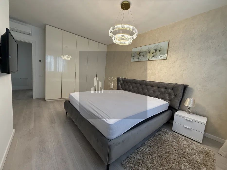 VILA  moderna P+1+M în Pipera – zonă premium, acces privat - Poză 4