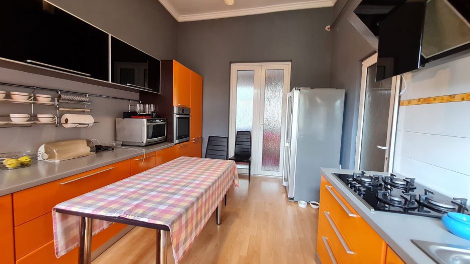 Spațiu pretabil birouri,after school,comercial,etc. - Poză 1