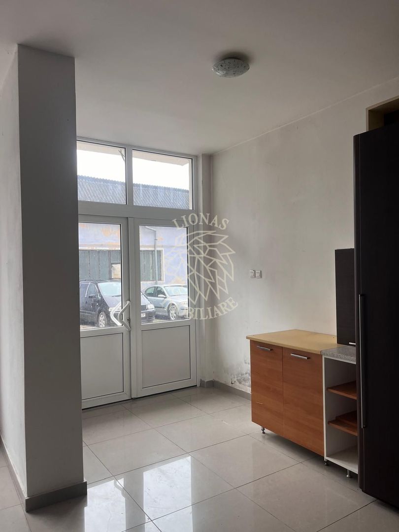 Spatiu comercial 53 mp-ideal magazin/birou-Zona Pompieri - Poză 2