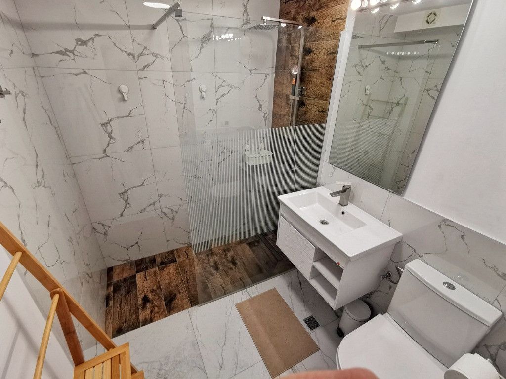 Inchiriere apartament cu 3 camere - Poză 7