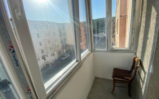 Apartament de 2 camere, decomandat, 60mp, Zona UMF - Poză 11