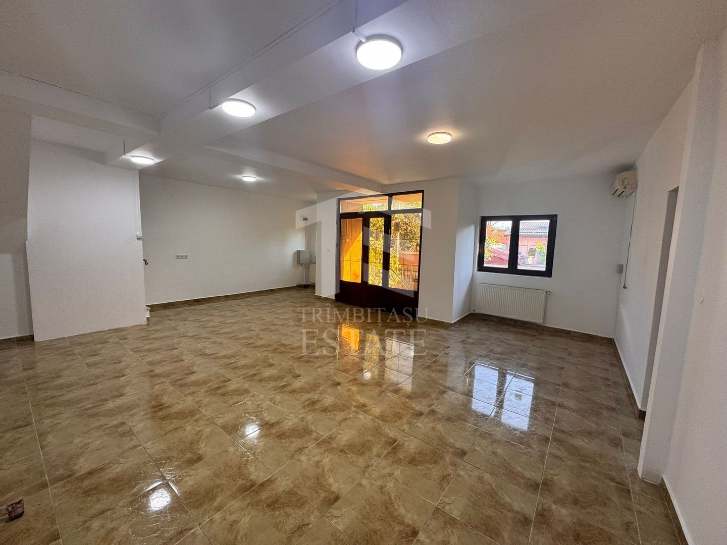 Casa de inchiriat Timpuri Noi 204 m - Poză 4