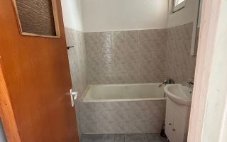 DE VANZARE! Apartament 2 camere Rahova - Poză 5