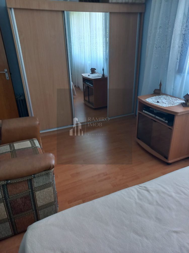 Apartament 3 camere, bloc 4 etaje, Berceni, 67mp - Poză 3