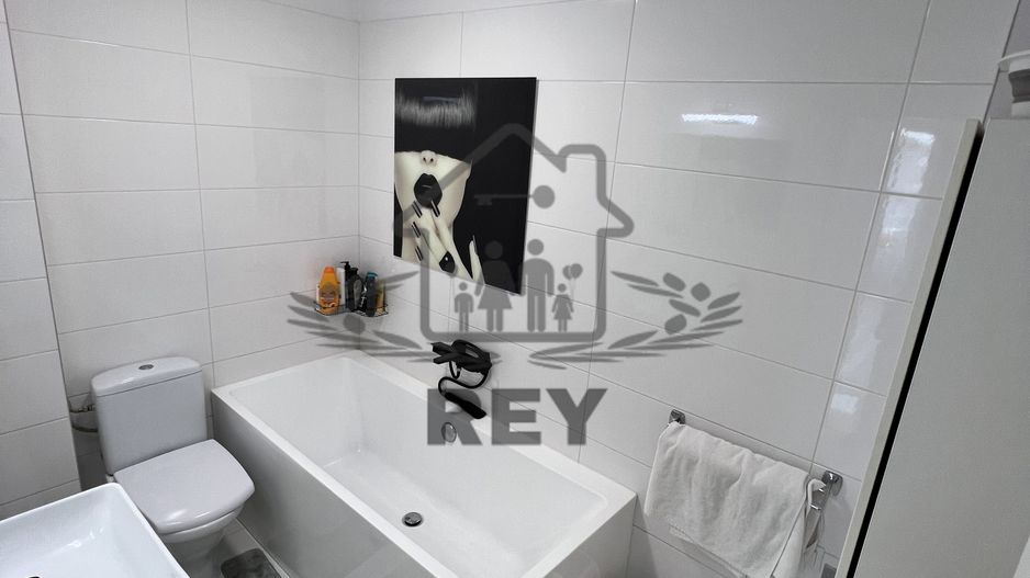 Se vinde apartament 3 camere | Doamna Stanca - Poză 9