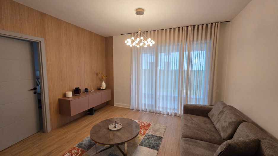Apartament 2 camere de vânzare +curte - Poză 3