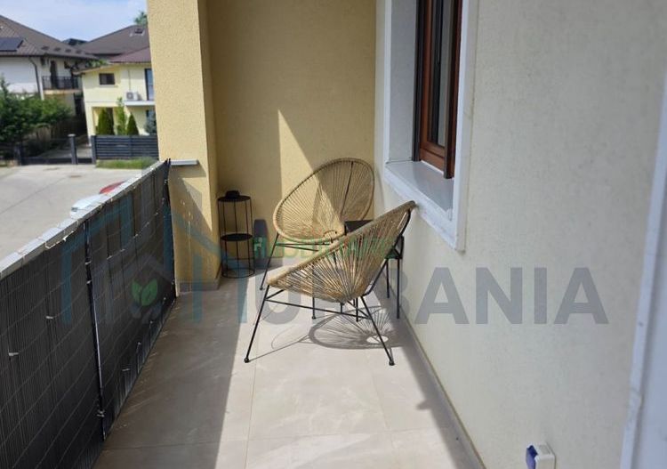 Vand ap 2 cam (3 camere) v lupului esq village boxa loc parcare 60 mp - Poză 5
