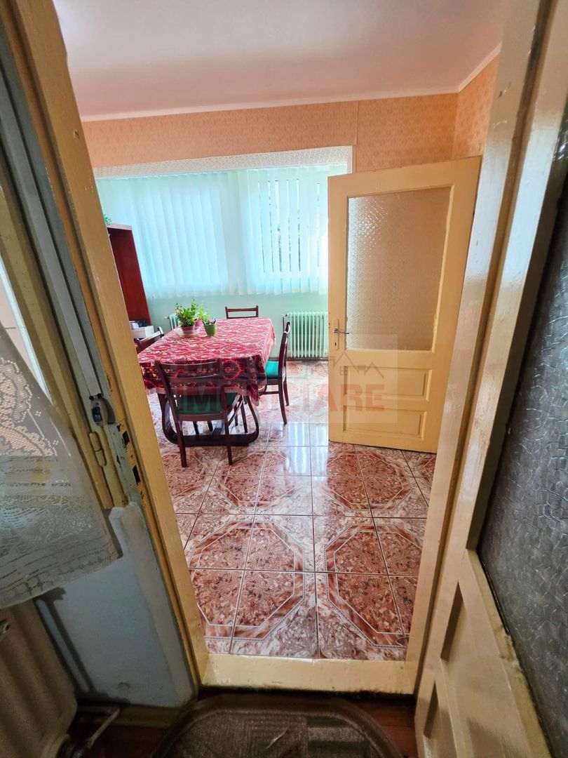 Casă 4 camere, teren 315 mp, garaj – Cantacuzino, Ploiești - Poză 21