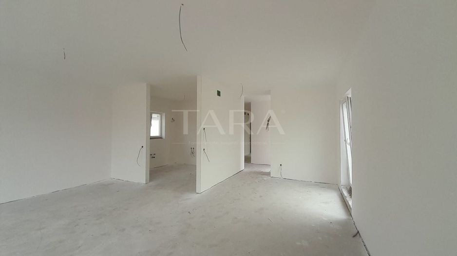 Vanzare casa individuala in Sannicoara - Poză 2